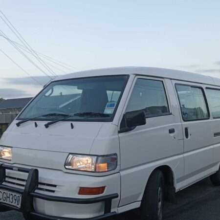 Camper-van/Self-Contained Mitsubishi L300 2004